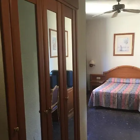 Ms Tropicana Hotel 4*