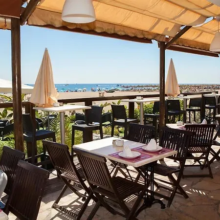 Szálloda Ms Tropicana 4*