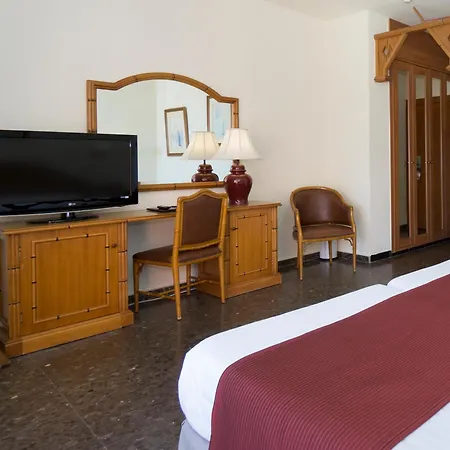 Ms Tropicana Hotel 4*
